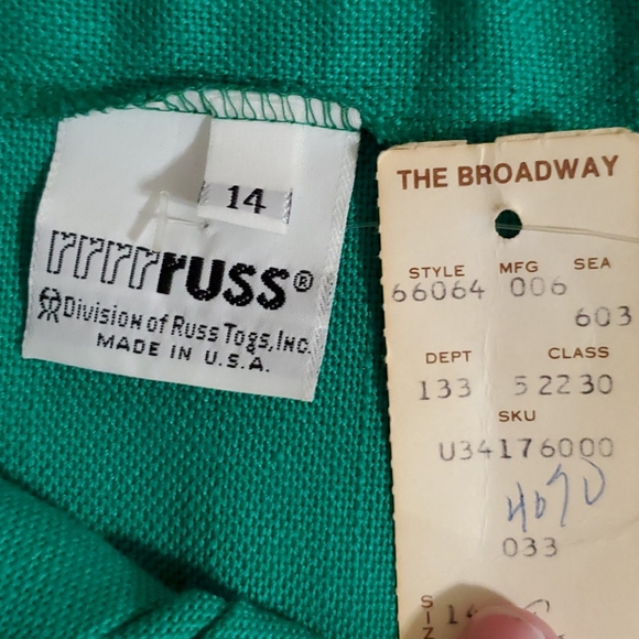 RRRRRUSS Div. of Russ Togs VINTAGE green pleated skirt side button detail 14 NWT - Picture 3 of 9